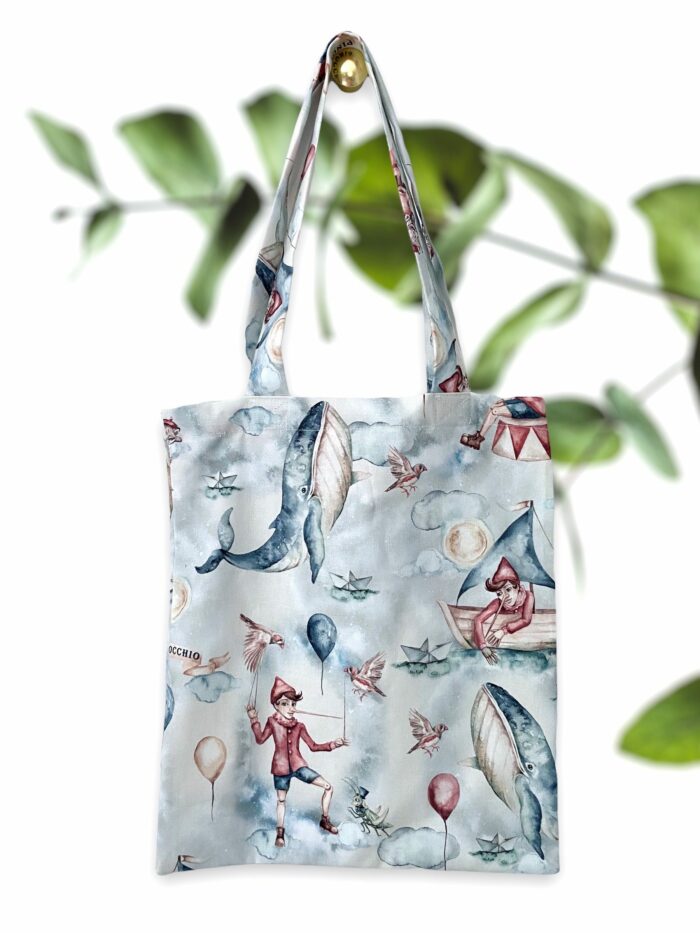 Tote bag personnalisé brodé prénom Pinocchio bleu clair, 2 tailles au choix – Image 2