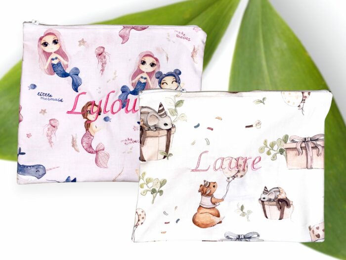 Pochette personnalisée broderie prénom, 20 cm x 15 cm, 50 coloris