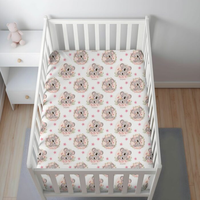 Tissu Imprimé Exclusif Koala Mignon Bébé Feuilles, 7 tissus au choix – Image 7